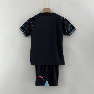conjunto manchester city espalda