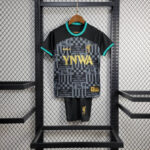 kit liverpool negra