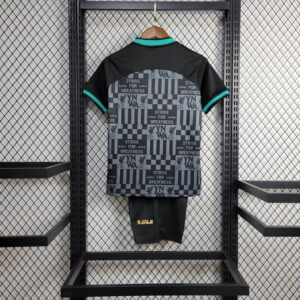 kit liverpool negra espalda