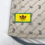 Camiseta Juventus version Fan 2da equipacion gucci Etiqueta Camiseta Juventus version Fan 2da equipacion gucci Etiqueta