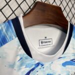 Camiseta edición especial 2024 cuello
