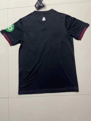 Camiseta-segunda-equipacion-West-Ham-2024-2025-parte-trasera