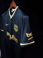 Camiseta-barcelona-segunda-equipacion-2020-2021-puño-izquierdo