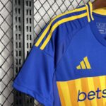 Camiseta-boca-juniors-primera-equipacion-2024-2025-puño-derecho