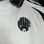 camiseta-newcastle-tercera-equipacion-2024-2025-escudo camiseta-newcastle-tercera-equipacion-2024-2025-escudo