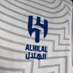 Camiseta-al-hilal-segunda-equipacion-2024-2025-escudo Camiseta-al-hilal-segunda-equipacion-2024-2025-escudo