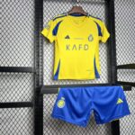 Conjunto-niño-al-nassr-primera-equipacion-2024-20025
