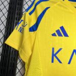 camiseta-al-nassr-primera-equipacion-2024-2025-puño-derecho camiseta-al-nassr-primera-equipacion-2024-2025-puño-derecho