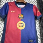 conjunto-niño-barcelona-primera-equipacion-2024-2025-pecho conjunto-niño-barcelona-primera-equipacion-2024-2025-pecho