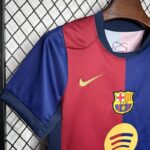 conjunto-niño-barcelona-primera-equipacion-2024-2025-puño-derecho} conjunto-niño-barcelona-primera-equipacion-2024-2025-puño-derecho}