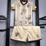 conjunto-niño-malaga-tercera-equipacion-2024-2025-frontal conjunto-niño-malaga-tercera-equipacion-2024-2025-frontal