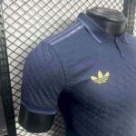 Camiseta Juventus Tercera Equipacion Versión Jugador 2024-2025 puño