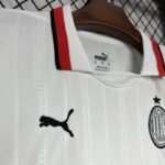 Conjunto Niño AC Milán Segunda Equipacion 2024-2025 cuello