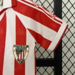 Conjunto-niño-athletic-bilbao-primera-equipacion-1995-1997-puño-izquierdo