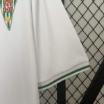 camiseta-cordoba-edicion-70-aniversario-2024-2025-puño-izquierdo