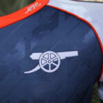 Camiseta Arsenal Edicion Especial - Version Jugador 2024-2025 logo
