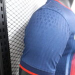 Camiseta París Saint-Germain Edición Especial Version jugador 2024-2025 puño derecho