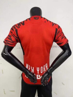 Camiseta-new-york-red-bull-segunda-equipacion-version-jugador-2024-2025-parte-trasera