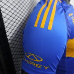 Camiseta-tigre-segunda-equipacion-version-jugador-2024-2025-puño-derecho