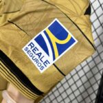 Conjunto Niño Real Sociedad Segunda Equipación 2024-2025 hombro