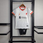 conjunto-niño-liverpool-tercera-equipacion-2024-2025 conjunto-niño-liverpool-tercera-equipacion-2024-2025