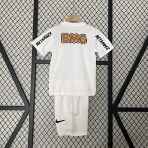 conjunto-niño-santos-primera-equipacion-2011-2012-parte-trasera