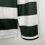 Camiseta Retro Sporting de Lisboa Primera Equipacion 2001-2003 puño derecho Camiseta Retro Sporting de Lisboa Primera Equipacion 2001-2003 puño derecho