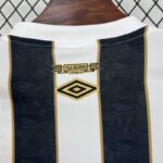 Camiseta Santos FC Segunda Equipación 2024-2025 cuello Camiseta Santos FC Segunda Equipación 2024-2025 cuello