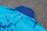 Chandal Chelsea Celeste 2024-2025 cuello anterior Chandal Chelsea Celeste 2024-2025 cuello anterior