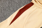 Chandal con Capucha FC Barcelona Crema 2024-2025 hombro