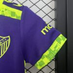 Conjunto Niño Málaga Segunda Equipacion 2024-2025 puño