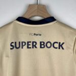 Conjunto Niño Porto Segunda Equipacion 2023-2024 cuello anterior Conjunto Niño Porto Segunda Equipacion 2023-2024 cuello anterior
