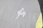 Conjunto de Entrenamiento Atletico Mineiro Gris 2024-2025 logo