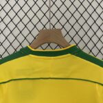 Conjunto retro niño Brasil primera equipacion 1998 cuello anterior Conjunto retro niño Brasil primera equipacion 1998 cuello anterior