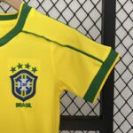 Conjunto retro niño Brasil primera equipacion 1998 manga Conjunto retro niño Brasil primera equipacion 1998 manga