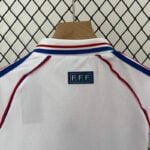 Conjunto retro niño Francia segunda equipacion 1998 cuello anterior Conjunto retro niño Francia segunda equipacion 1998 cuello anterior