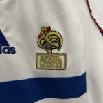 Conjunto retro niño Francia segunda equipacion 1998 escudo Conjunto retro niño Francia segunda equipacion 1998 escudo