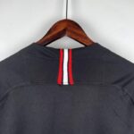 Camiseta Retro Paris Saint Germain Negro 2018-2019 cuello anterior