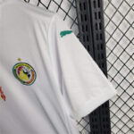 Camiseta-Senegal-primera-equipacion-2024-2025-puño-izquierdo Camiseta-Senegal-primera-equipacion-2024-2025-puño-izquierdo