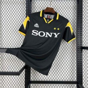 Camiseta-juventus-tercera-equipacion-retro-1996-1997