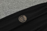 Chandal Paris Saint Germain Blanco 2024-2025 escudo abajo
