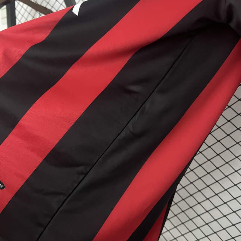 camiseta-ac-milan-primera-equipacion-retro-2003-2004-axila camiseta-ac-milan-primera-equipacion-retro-2003-2004-axila