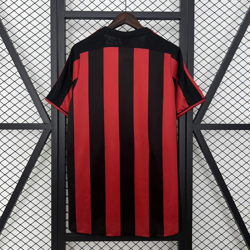camiseta-ac-milan-primera-equipacion-retro-2003-2004-parte-trasera camiseta-ac-milan-primera-equipacion-retro-2003-2004-parte-trasera