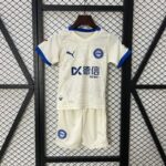 conjunto-niño-alaves-segunda-equipacion-2024-2025 conjunto-niño-alaves-segunda-equipacion-2024-2025