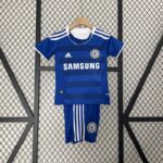 conjunto-niño-chelsea-primera-equipacion-retro-2012 conjunto-niño-chelsea-primera-equipacion-retro-2012