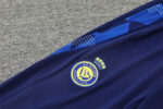 Chandal Al Nassr Azul 2024-2025 escudo