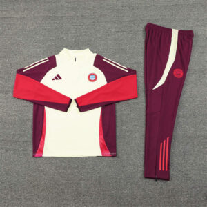 Chandal Bayern Munich Crema 2024-2025 post