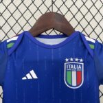 body-de-bebe-italia-primera-equipacion-2025-2026-pecho