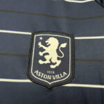 camiseta-aston-villa-tercera-equipacion-2024-2025-escudo camiseta-aston-villa-tercera-equipacion-2024-2025-escudo
