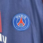 camiseta-psg-primera-equipacion-retro-2017-2018-escudo camiseta-psg-primera-equipacion-retro-2017-2018-escudo